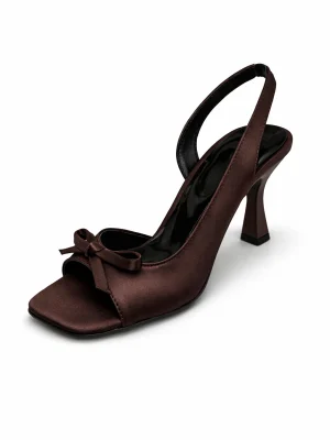 Kadın Küt Burun Topuklu Ayakkabı Babe Fiyonklu Acı Kahve
