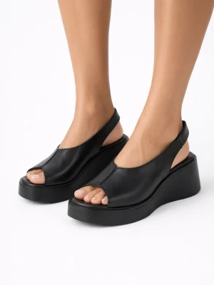 Kadın Dolgu Taban Hakiki Deri Sandalet Genova Siyah