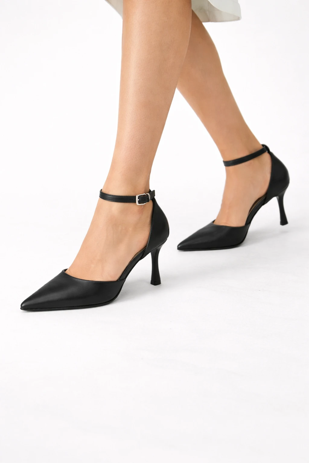 Kadın Stiletto Sivri Burun Topuklu Ayakkabı Monica Siyah - Görsel 2
