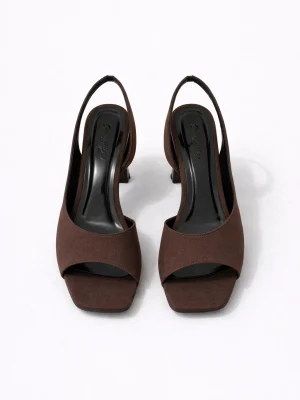 Alternative view of Kadın Küt Burun Topuklu Ayakkabı Noya Acı Kahve